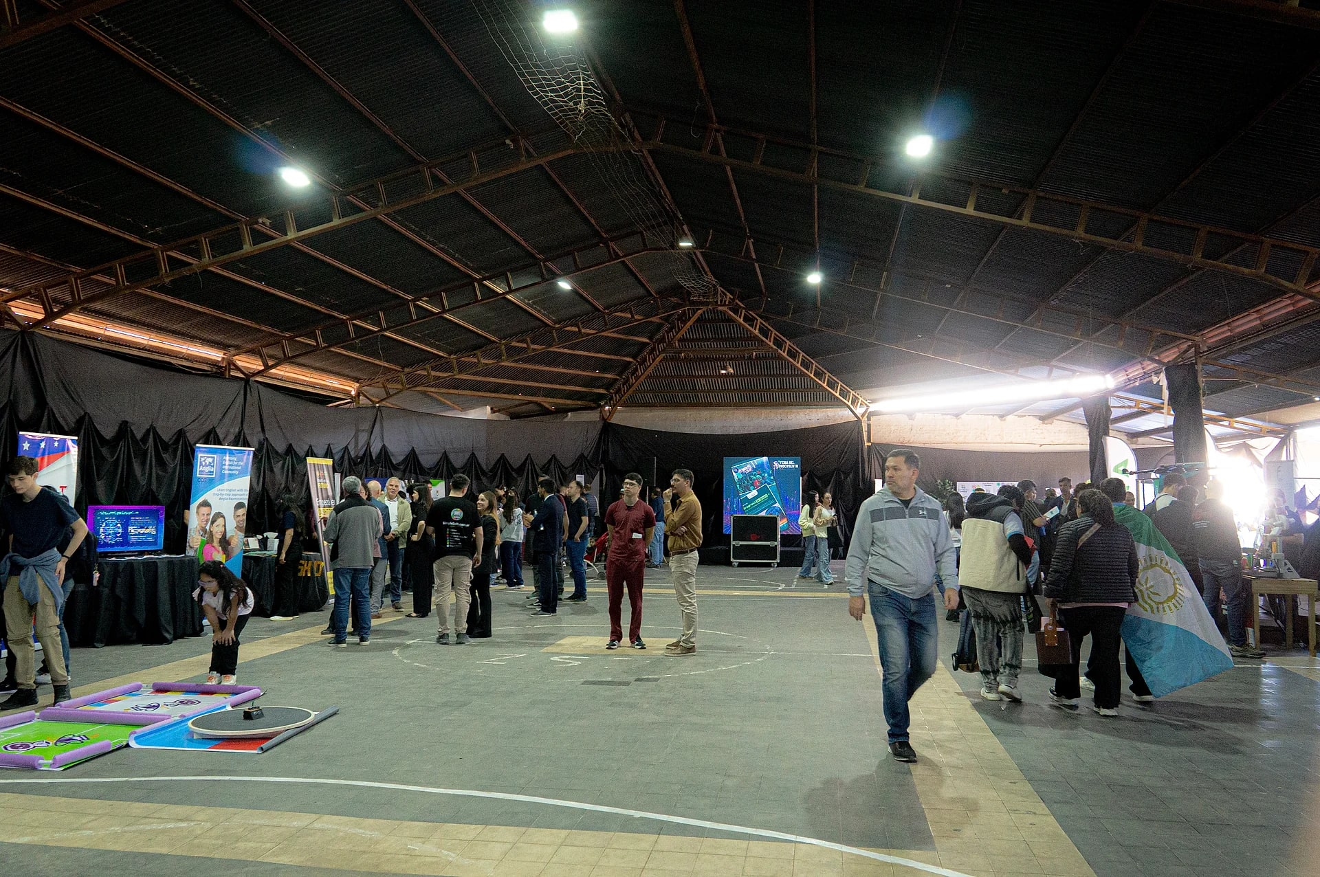 Stand de la Feria del Conocimiento 2026 — 15